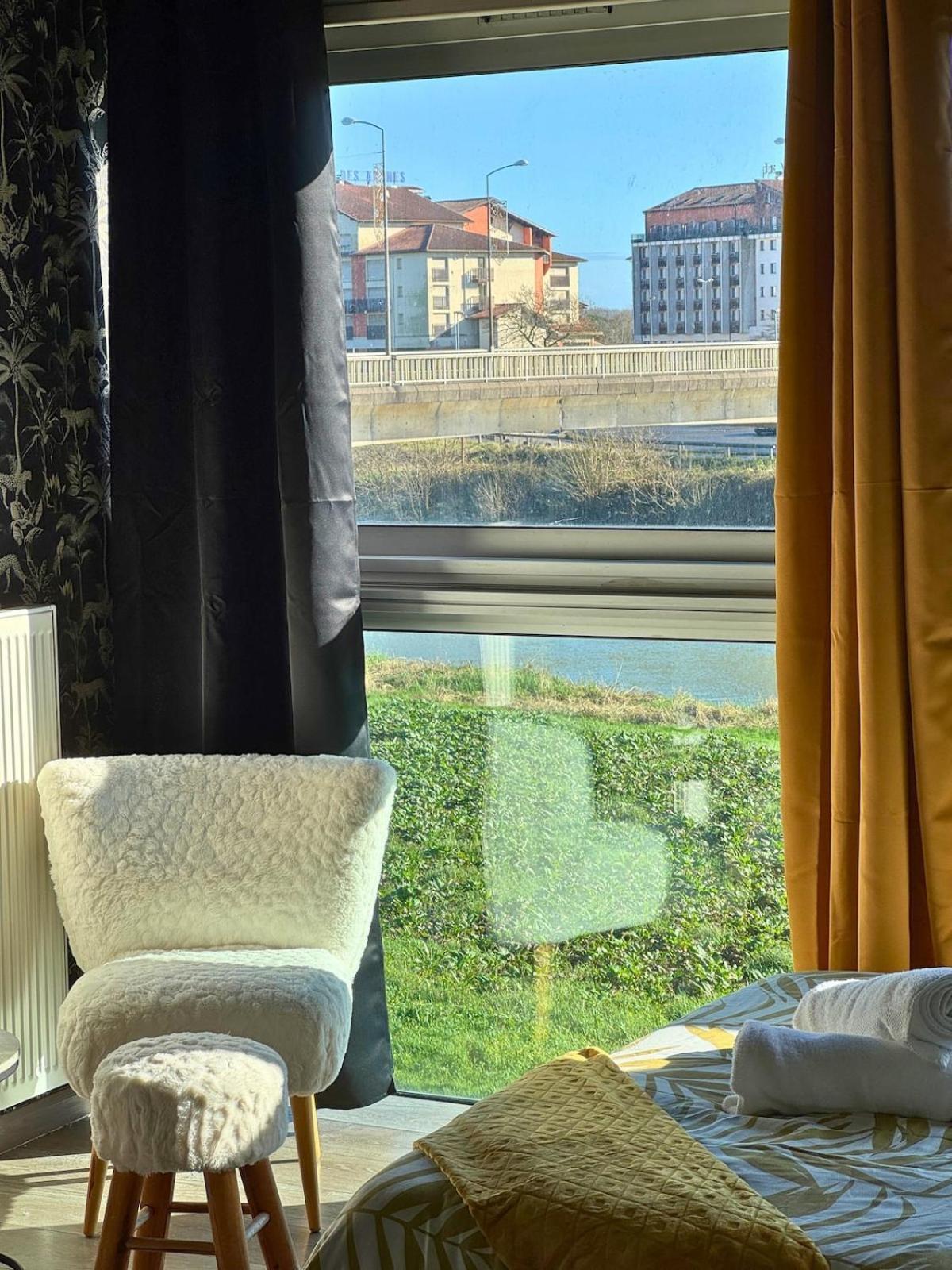 Majestic - Wifi - Parking - Vue Apartamento Dax Exterior foto
